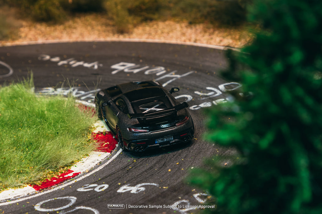 1/64 AMG GT Black Series Grey