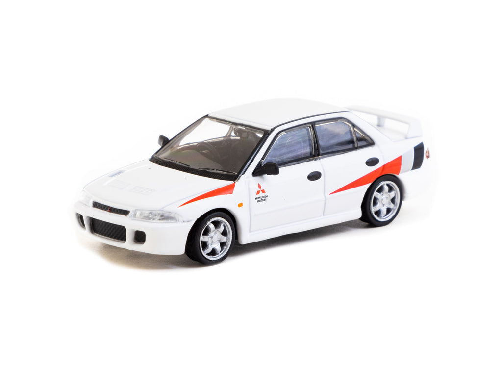 1/64 Sport Sedan Wit