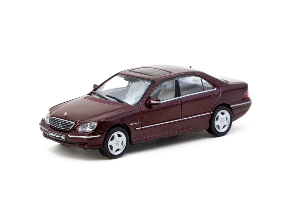1/64 S 55 AMG Metallic Donkerrood