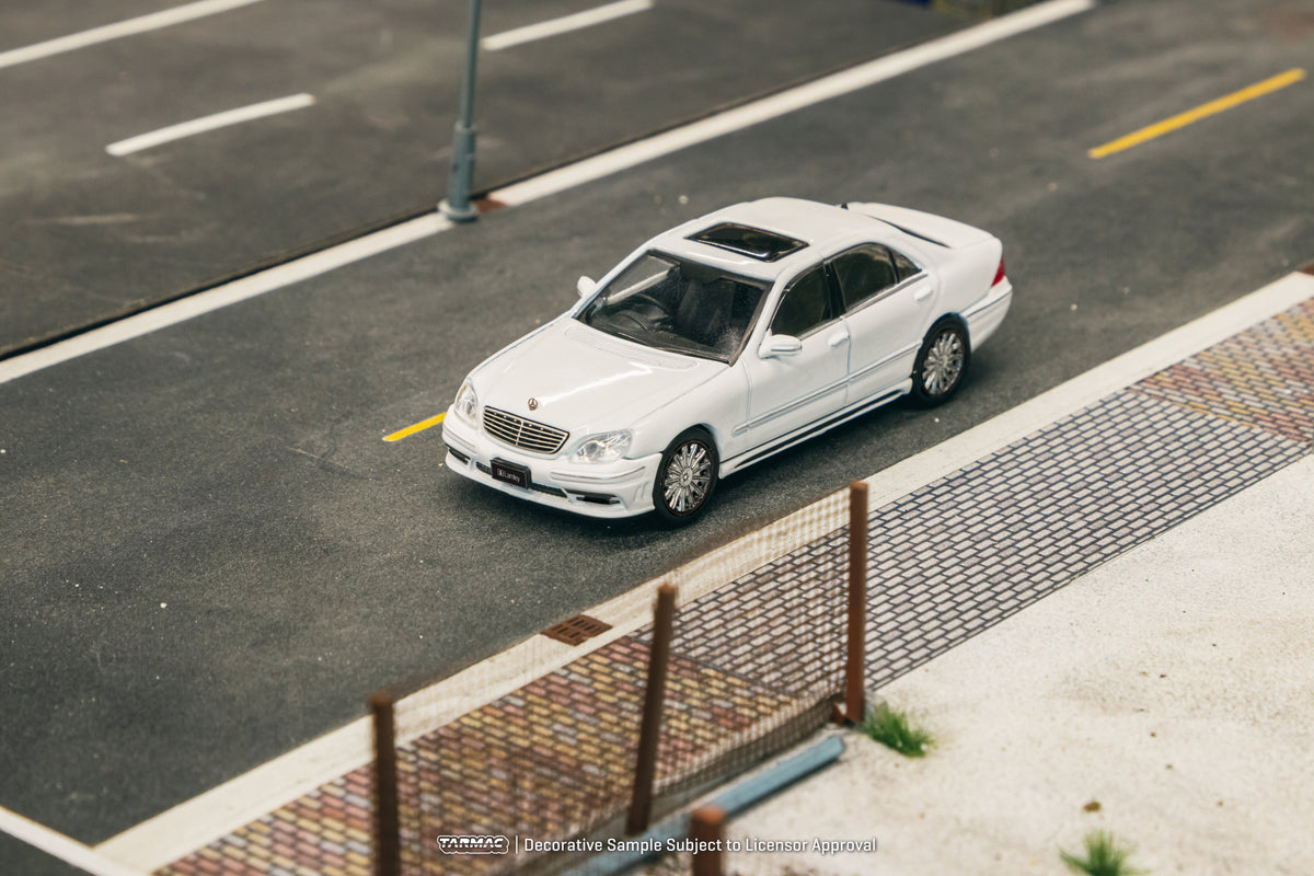 1/64 S-Class Pearl White
