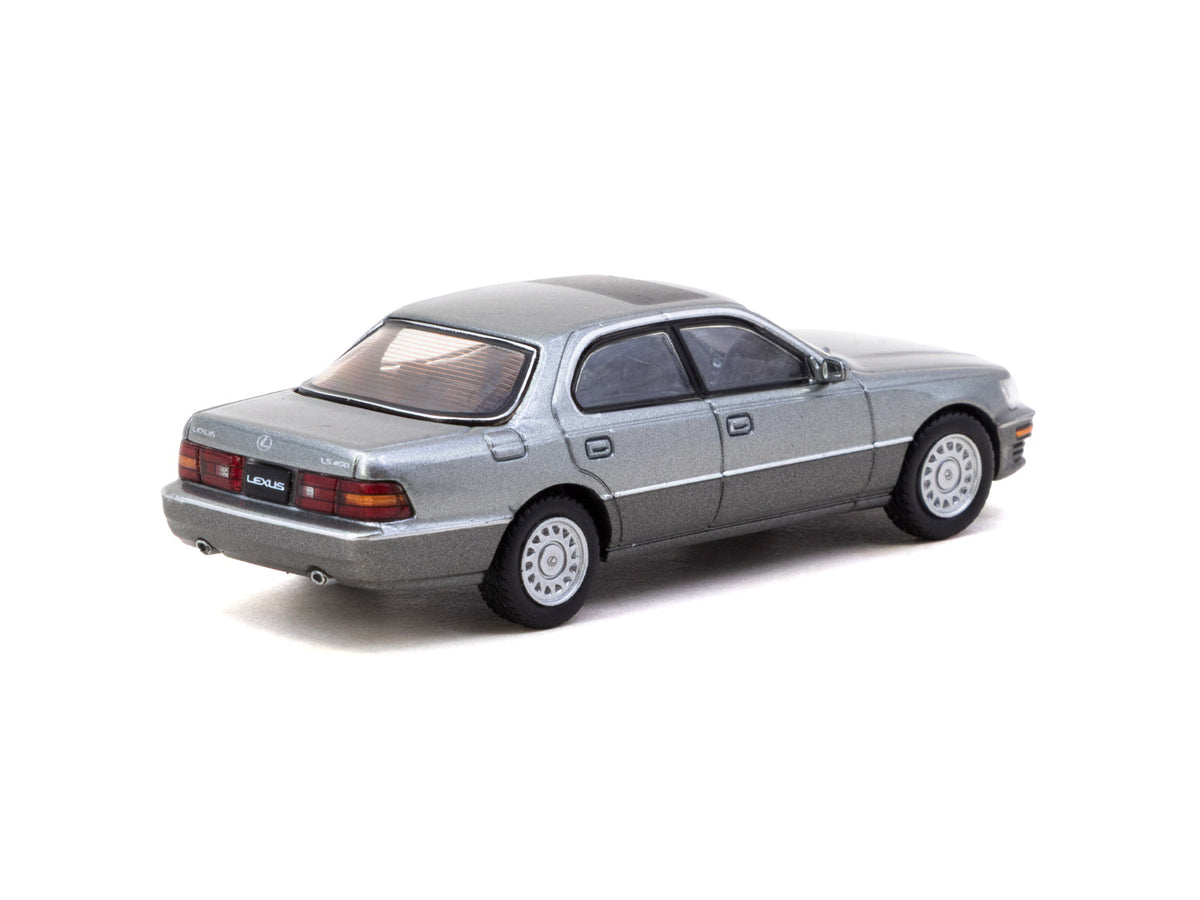 1/64 Luxury Sedan Dark Grey