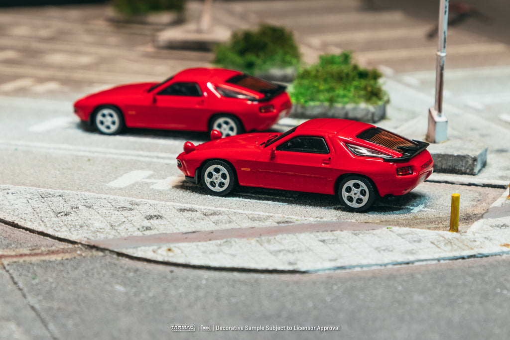 1/64 928 S Red