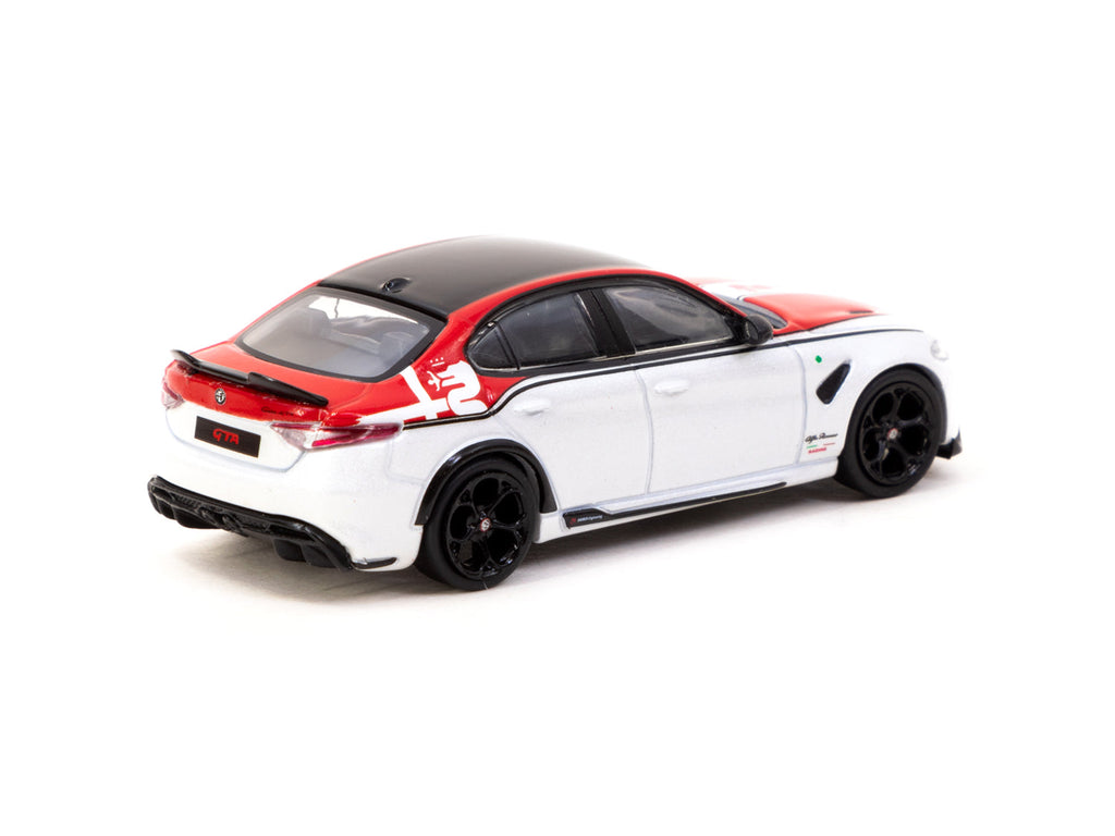 1/64 GTA Rood / Wit
