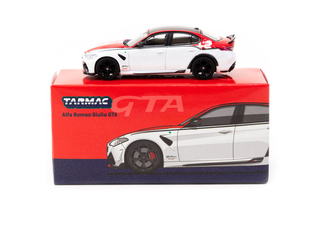1/64 GTA Rood / Wit