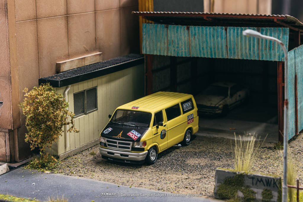 1/64 Van Yellow