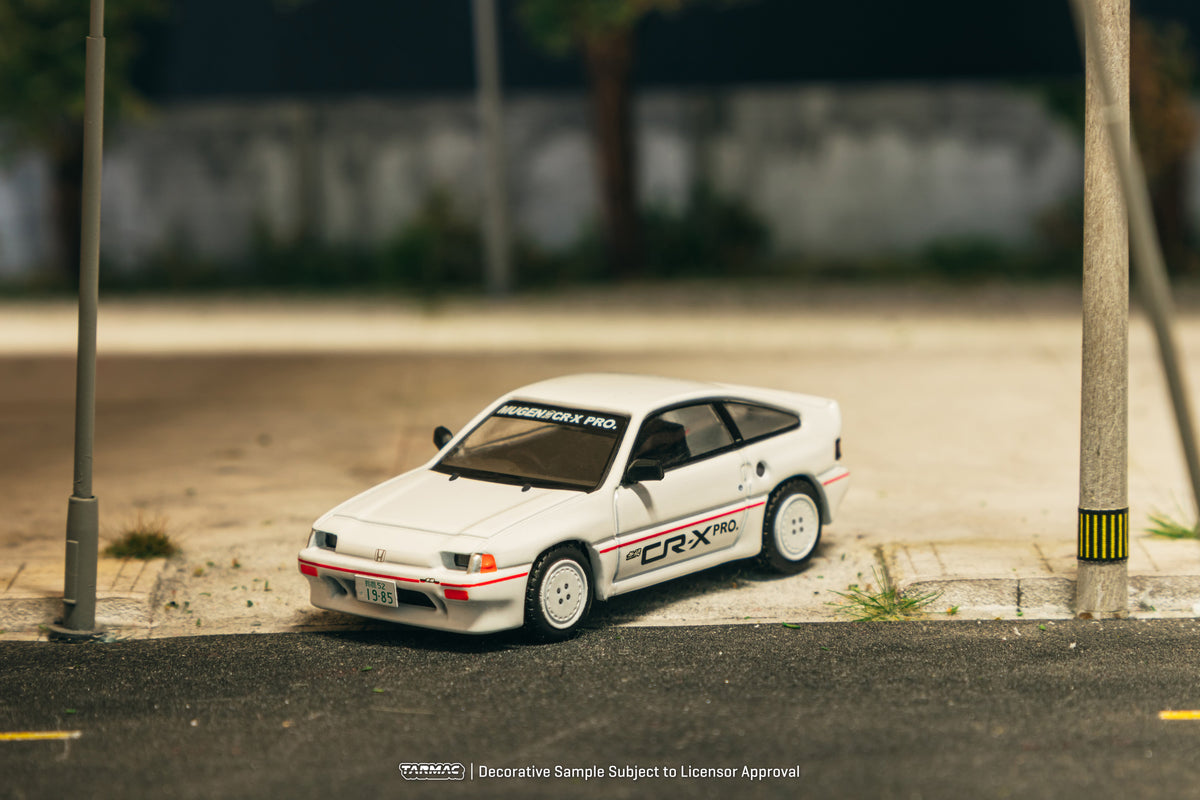 1/64 CR-X Pro White